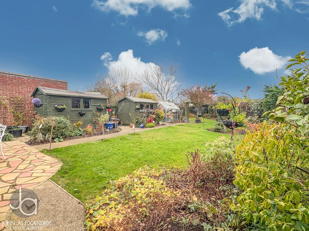 Property photo 2 of 26 20251209_143131629_0.5