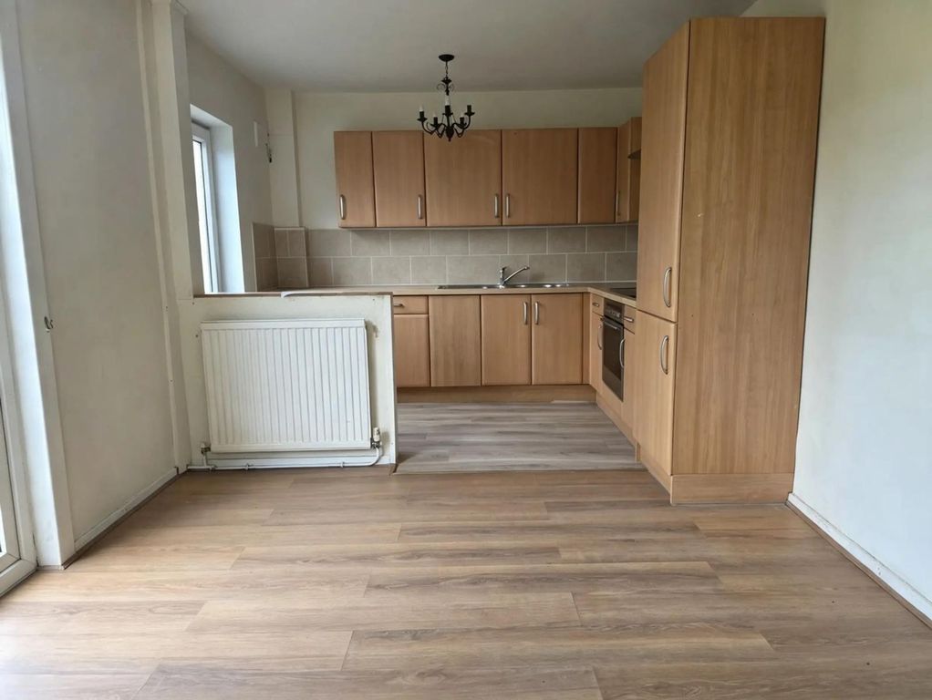 Property photo 2 of 10 Kitchen/ Diner