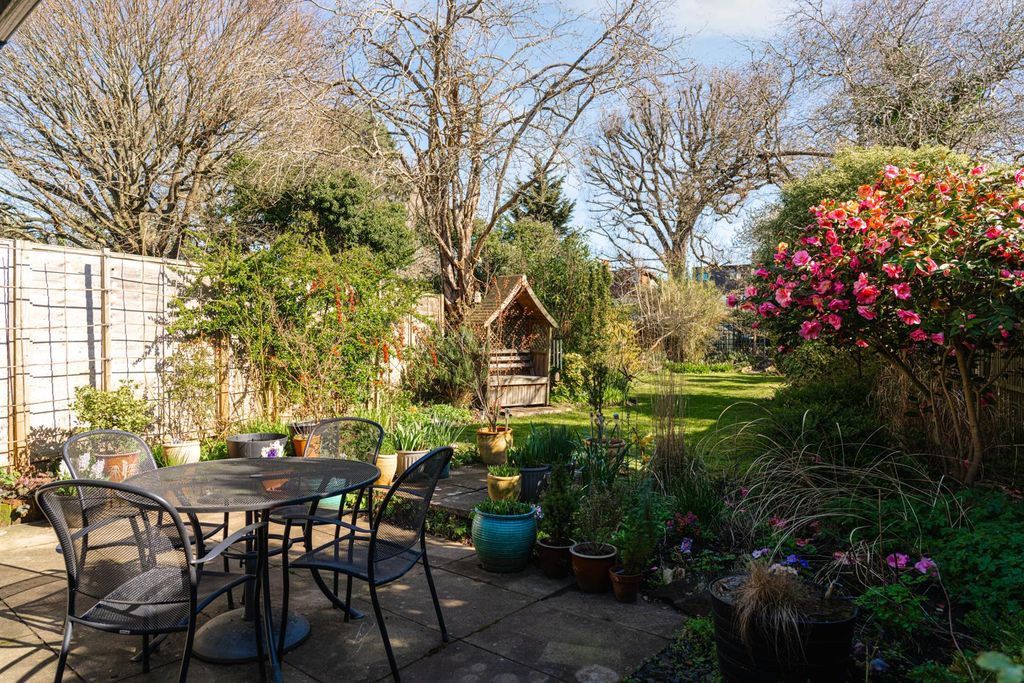 Property photo 3 of 21 Propertyportals 17.Jpg