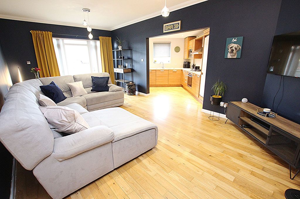 Additional image 4 of 2 bed flat for saleHawk Brae, Livingston EH54