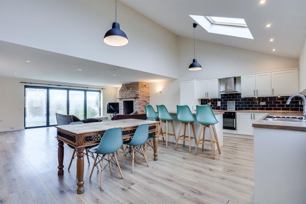 Property photo 2 of 41 Open Plan Kitchen Living Dining