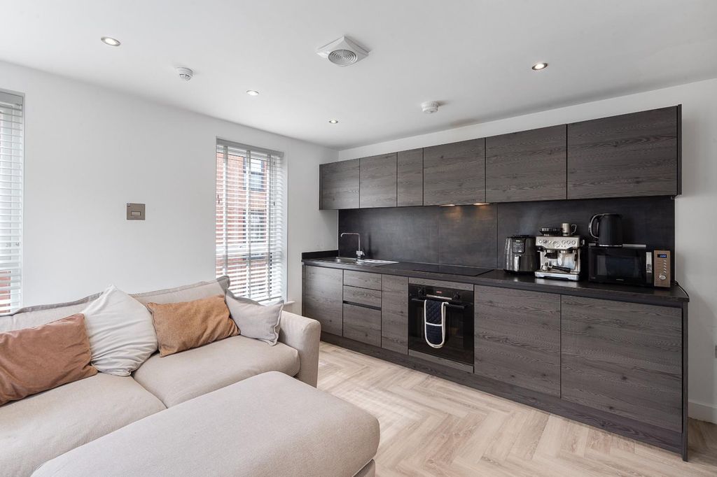 Property photo 2 of 14 2.Jpg