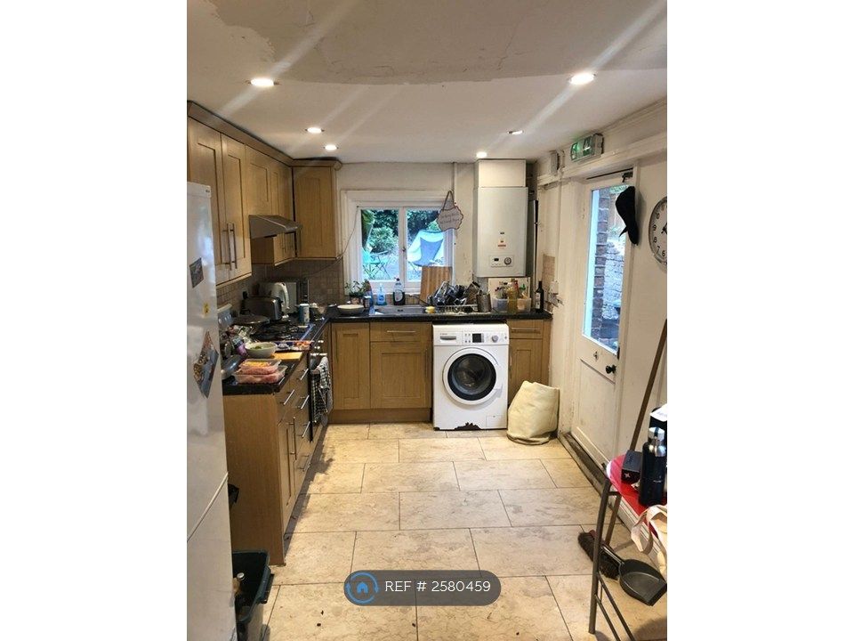 Property photo 3 of 15