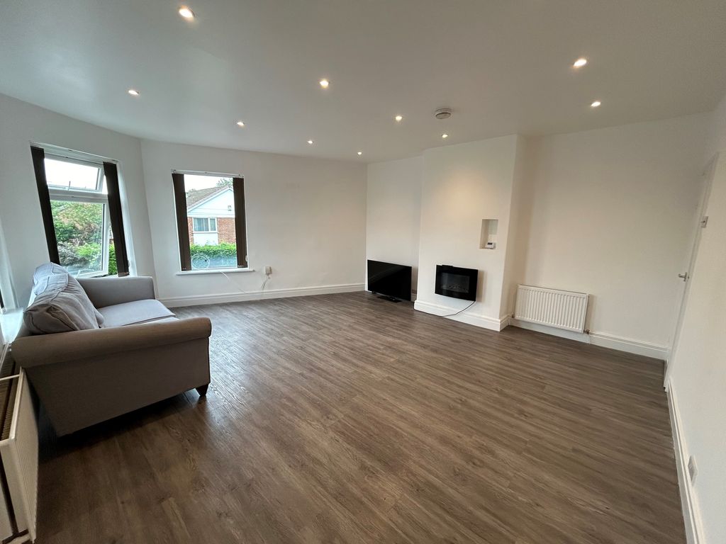 Property photo 2 of 4