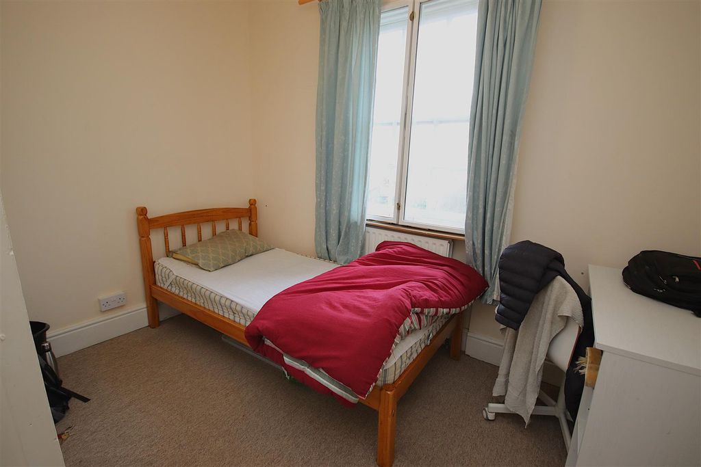 Property photo 2 of 12 Img_5466.Jpg