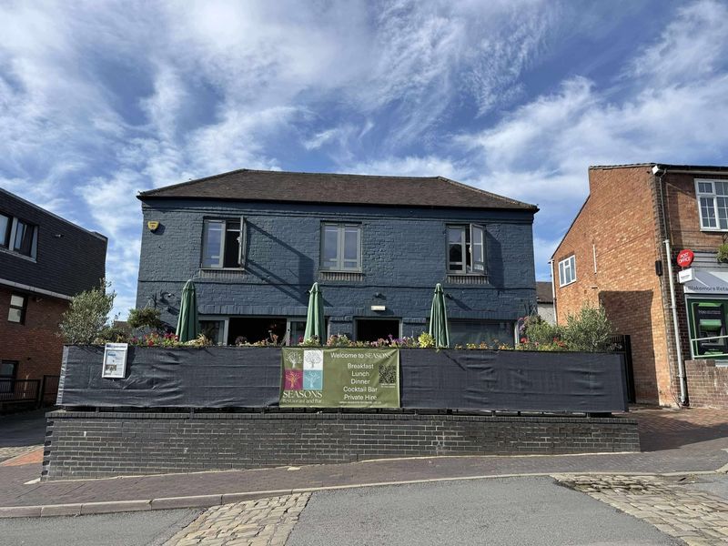 Property photo 1 of 23 Photo 12