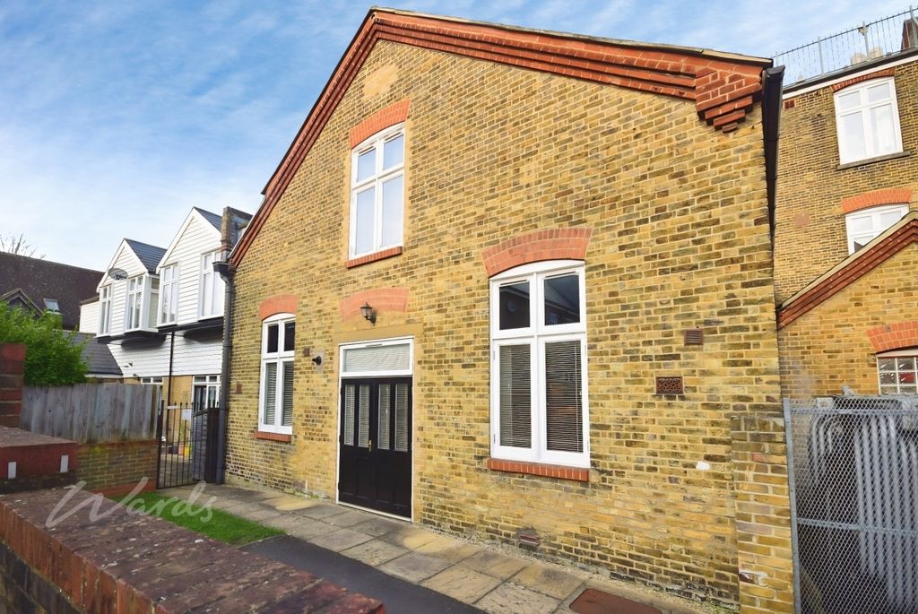 Property photo 1 of 9 Davy Front