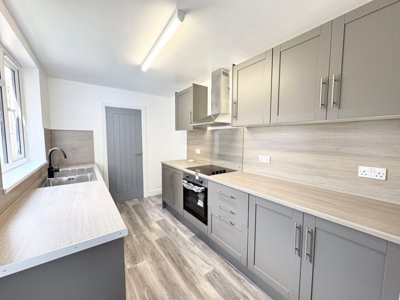 Property photo 1 of 14 Kitchen
