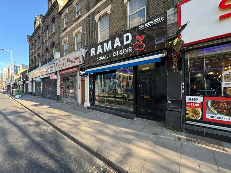 Property photo 1 of 7 Restaurant For Rent