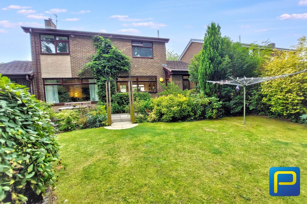 Property photo 2 of 29