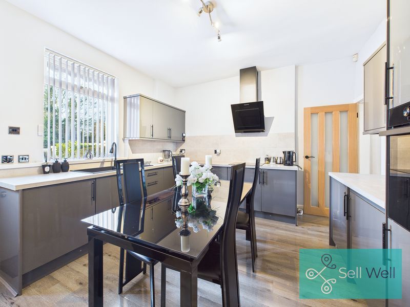 Property photo 3 of 25 Kitchen/Diner