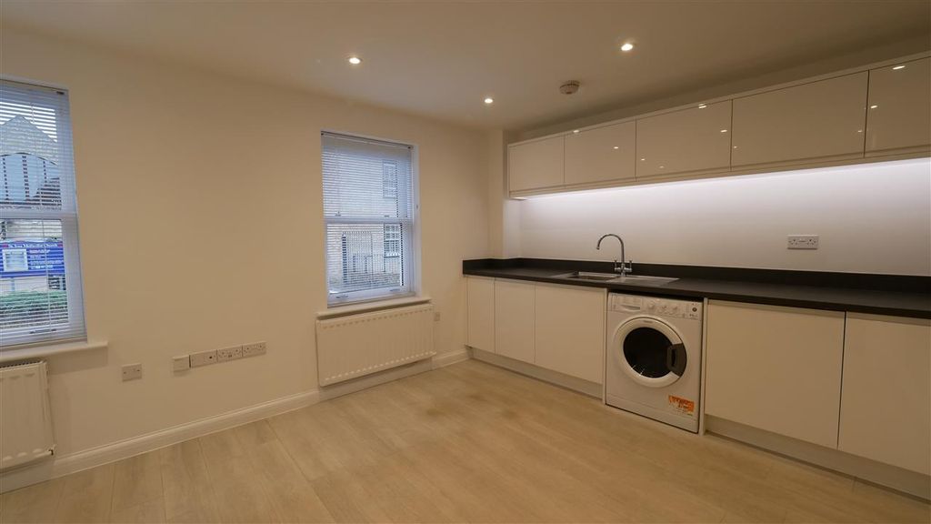 Property photo 2 of 11 Large Open-Plan Kitchen, Diner And Lounge Area