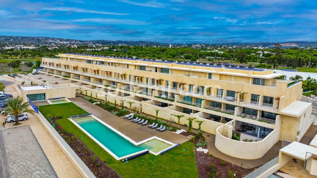 Property photo 1 of 33