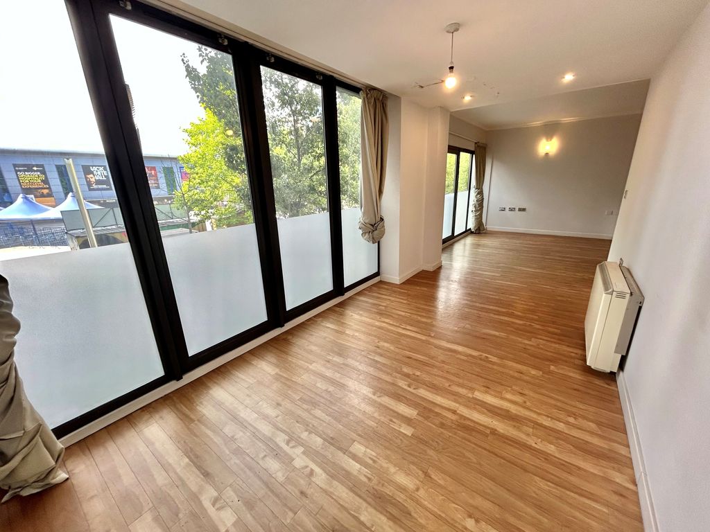 Property photo 3 of 13 Image