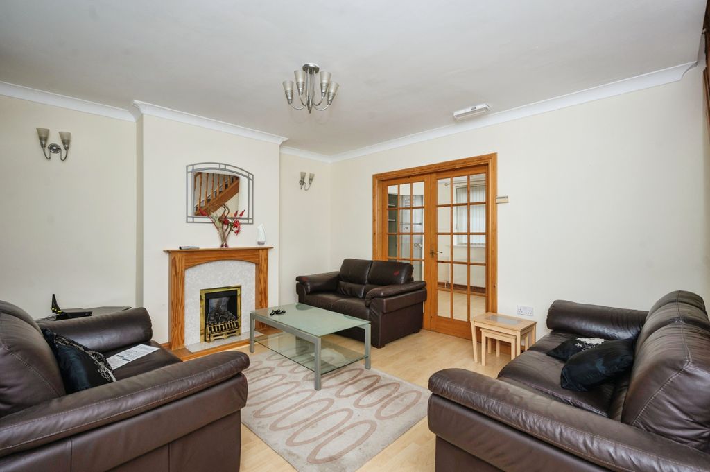 Property photo 3 of 14 Photography