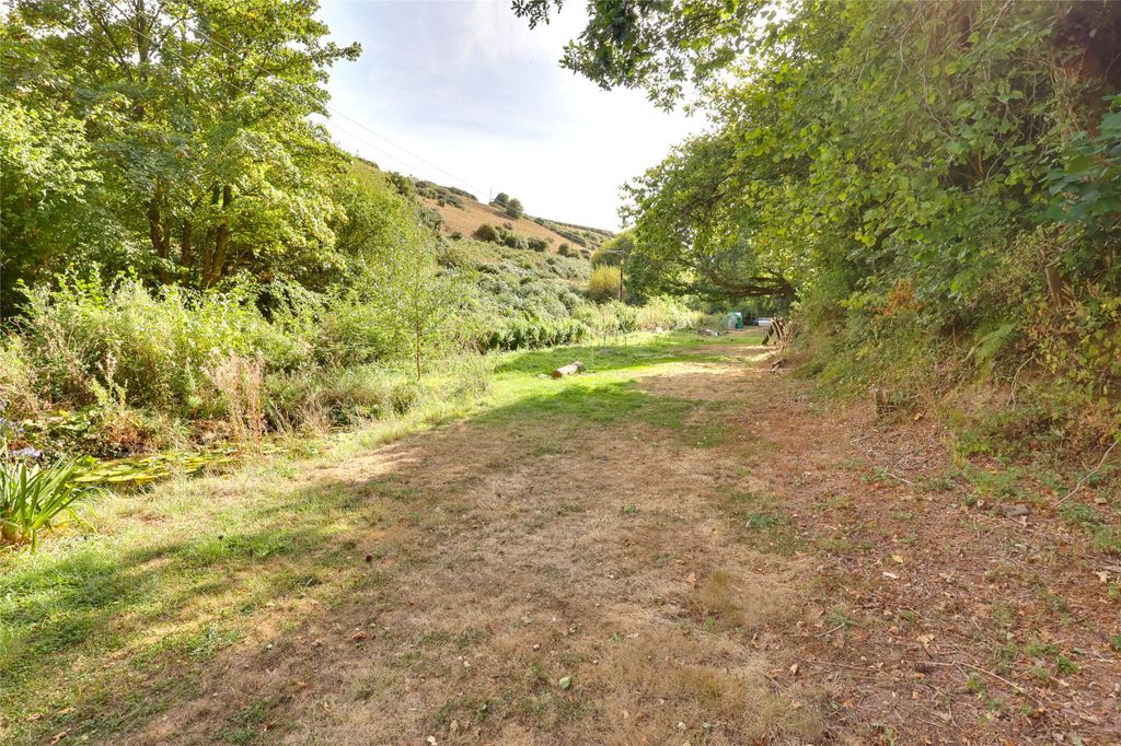 Property photo 3 of 5 Picture No. 03