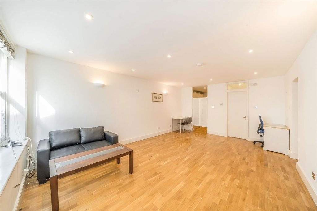 Property photo 3 of 5