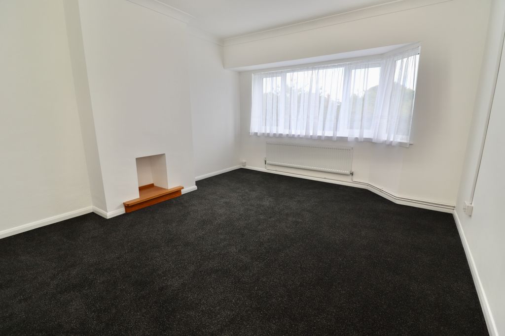 Property photo 3 of 10 Img_8807