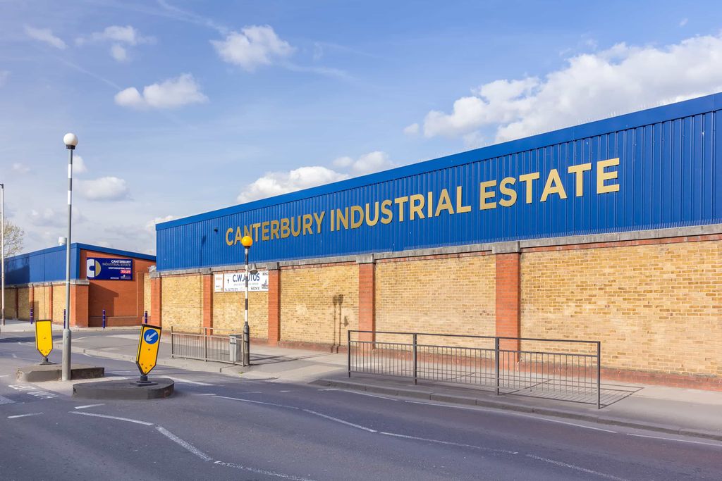 Property photo 2 of 4