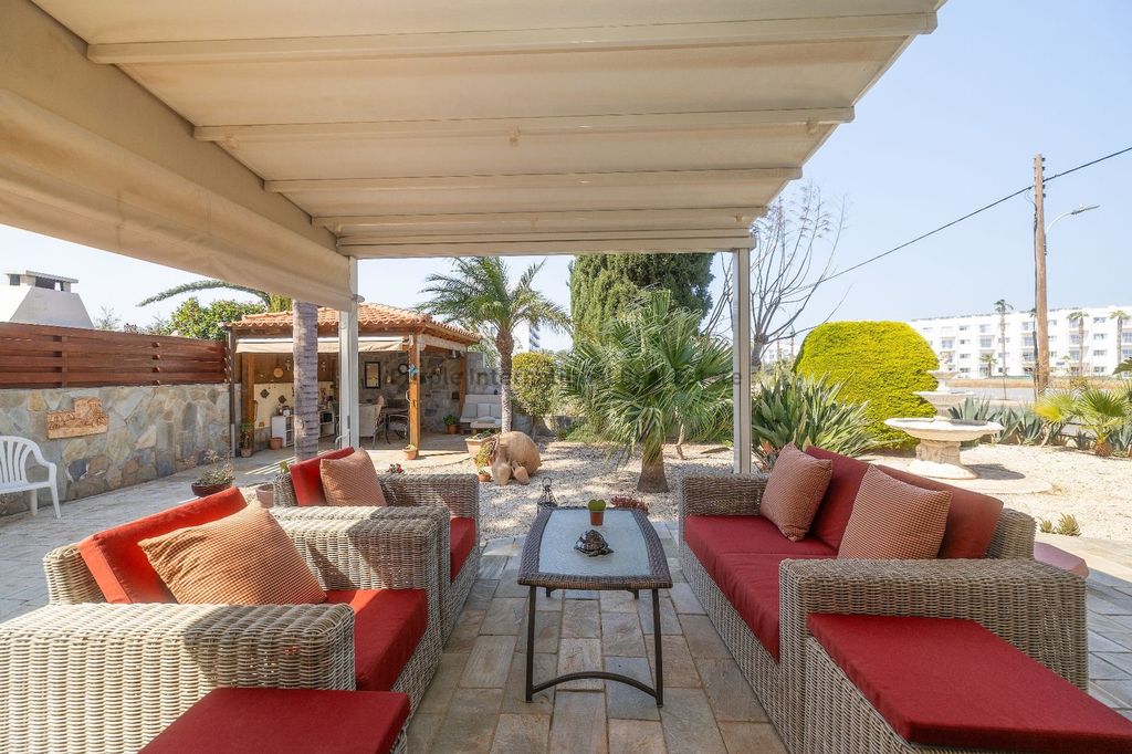 Property photo 3 of 30