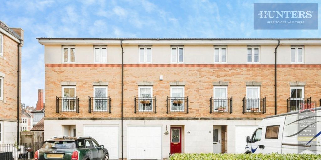 Property photo 2 of 24 Pbox-Img.Png