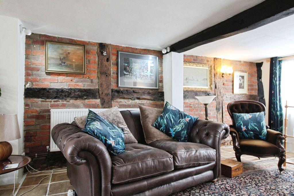 Property photo 3 of 21