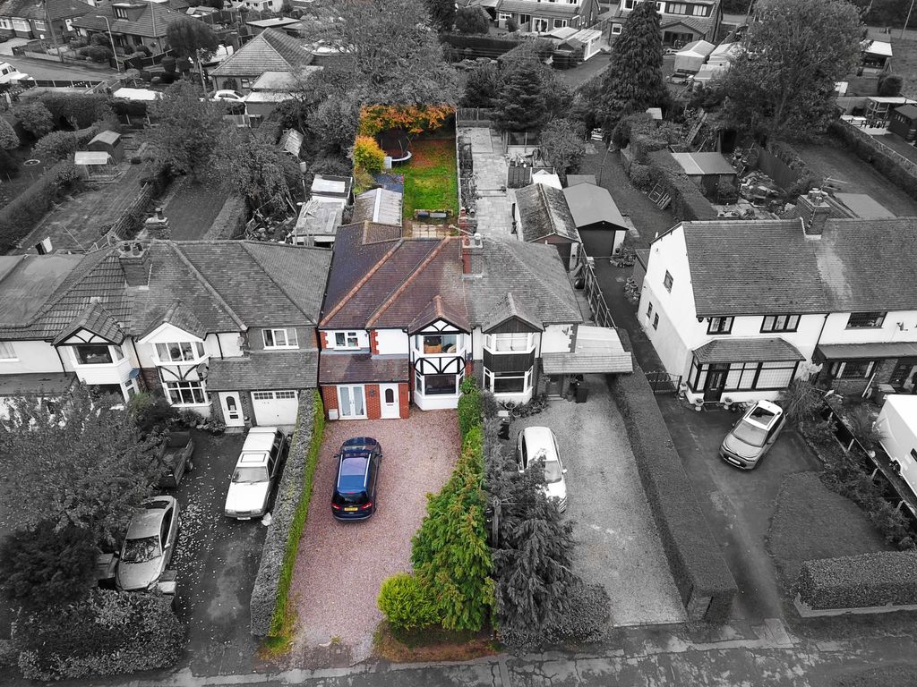 Property photo 2 of 24