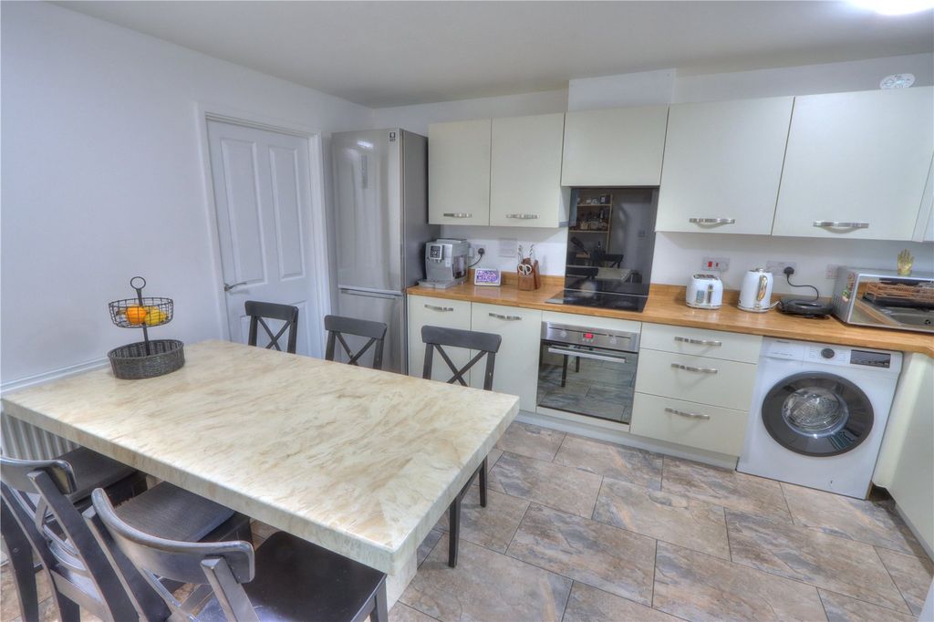 Property photo 3 of 11 Picture No. 07