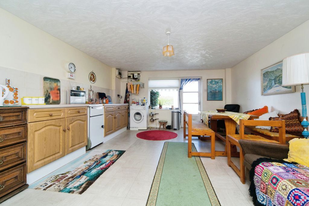 Property photo 3 of 17 Photography