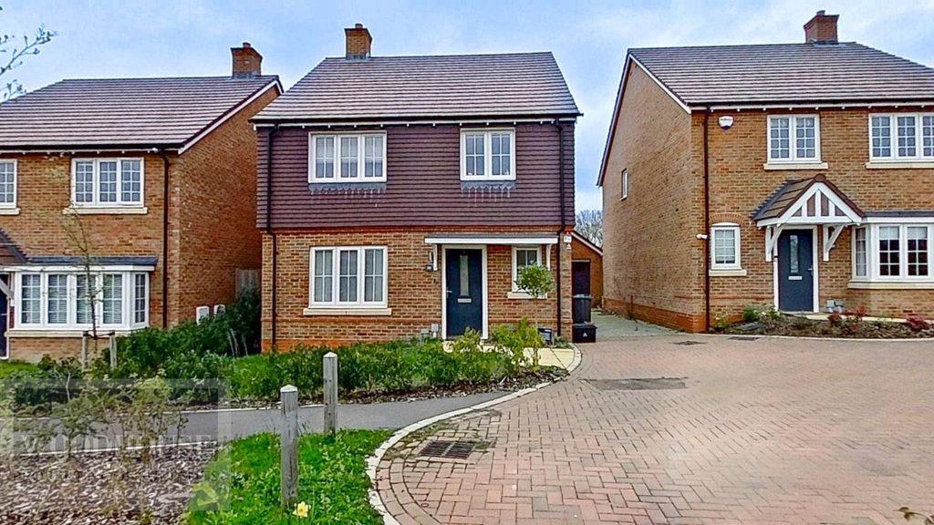 Property photo 1 of 30