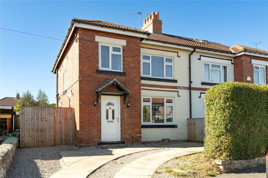 Property photo 1 of 12 Picture No. 16