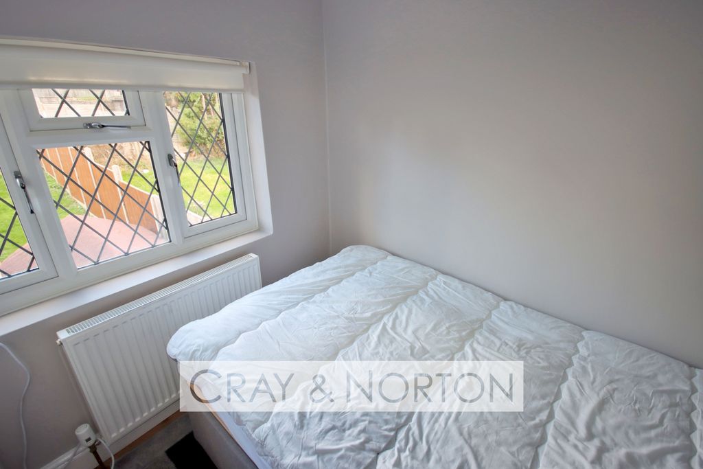 Property photo 2 of 5 Photo 1