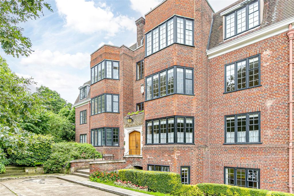 Property photo 2 of 10