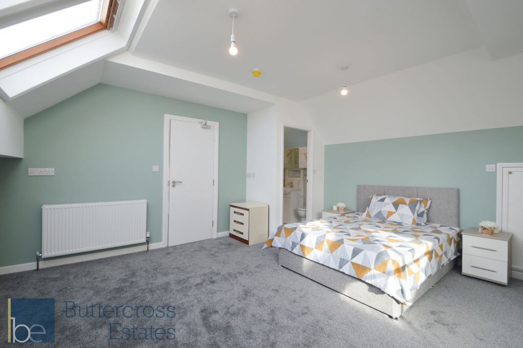 Property photo 3 of 10 Bedroom 7