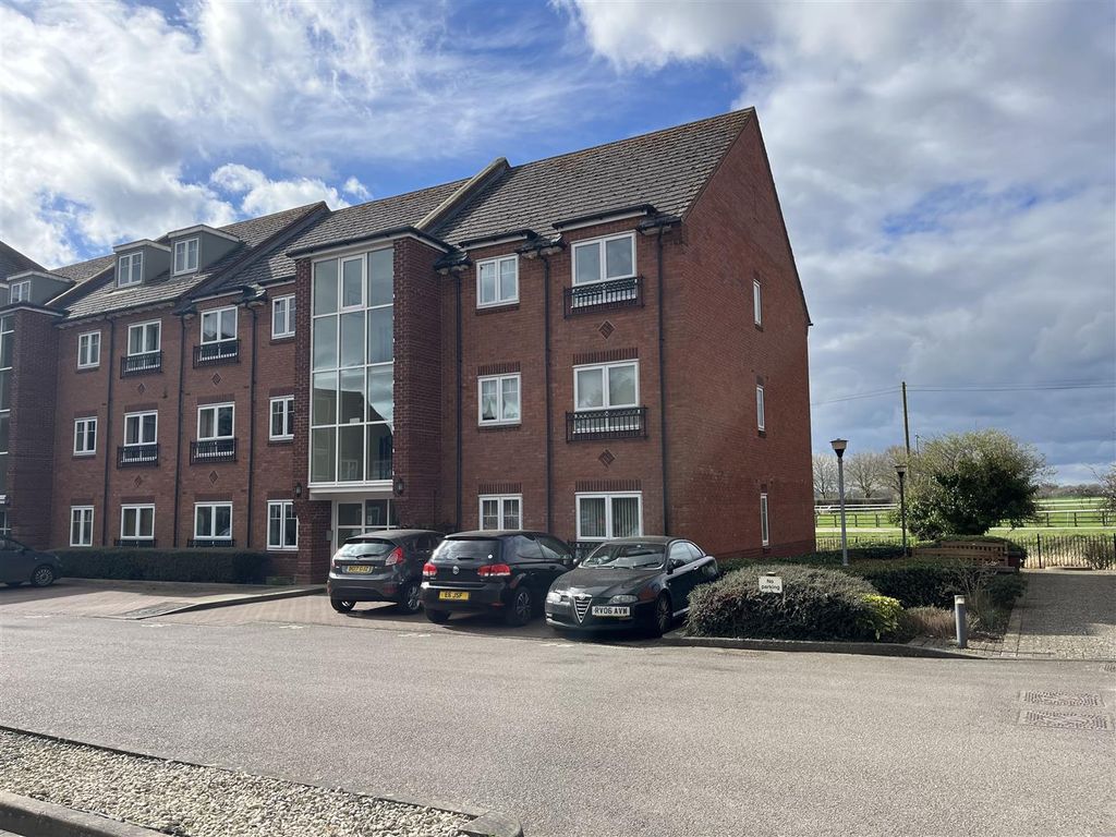 Property photo 3 of 16 Main.Jpg