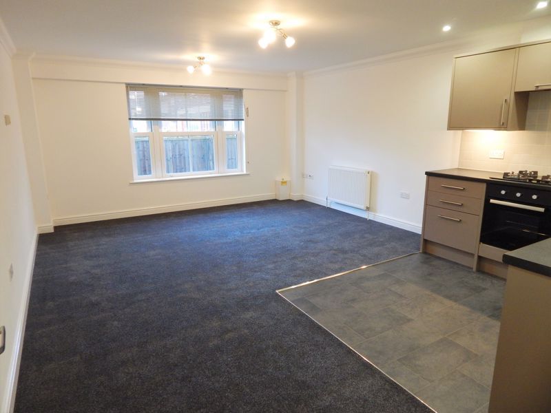 Property photo 3 of 7 Photo 4