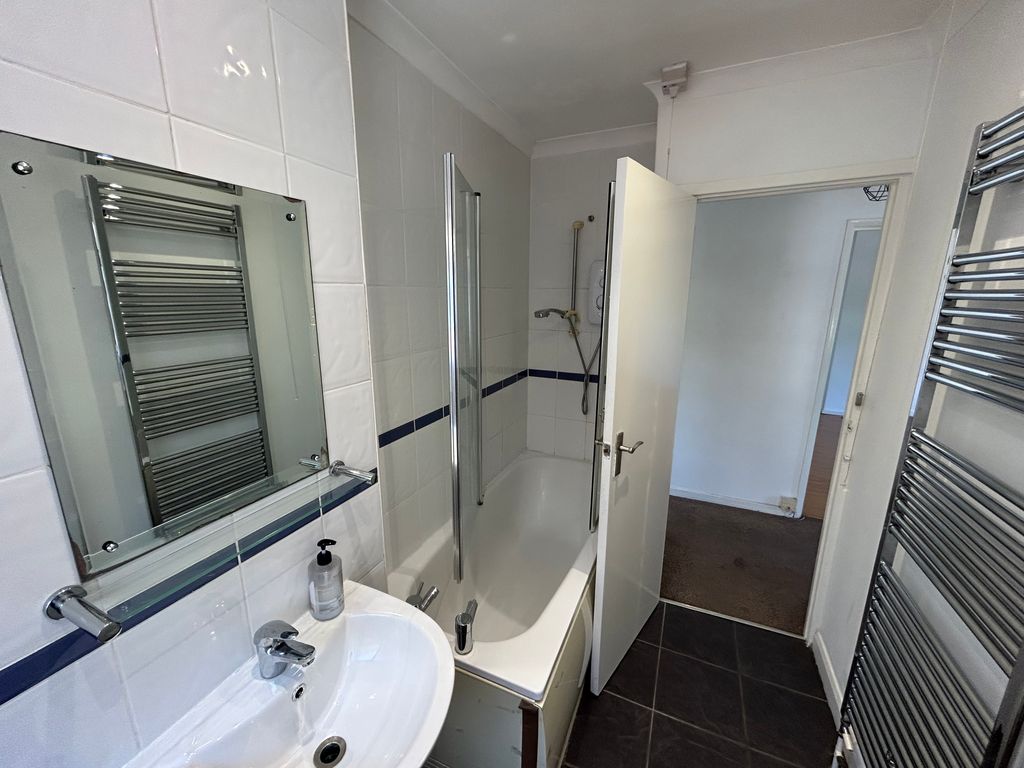Property photo 1 of 1