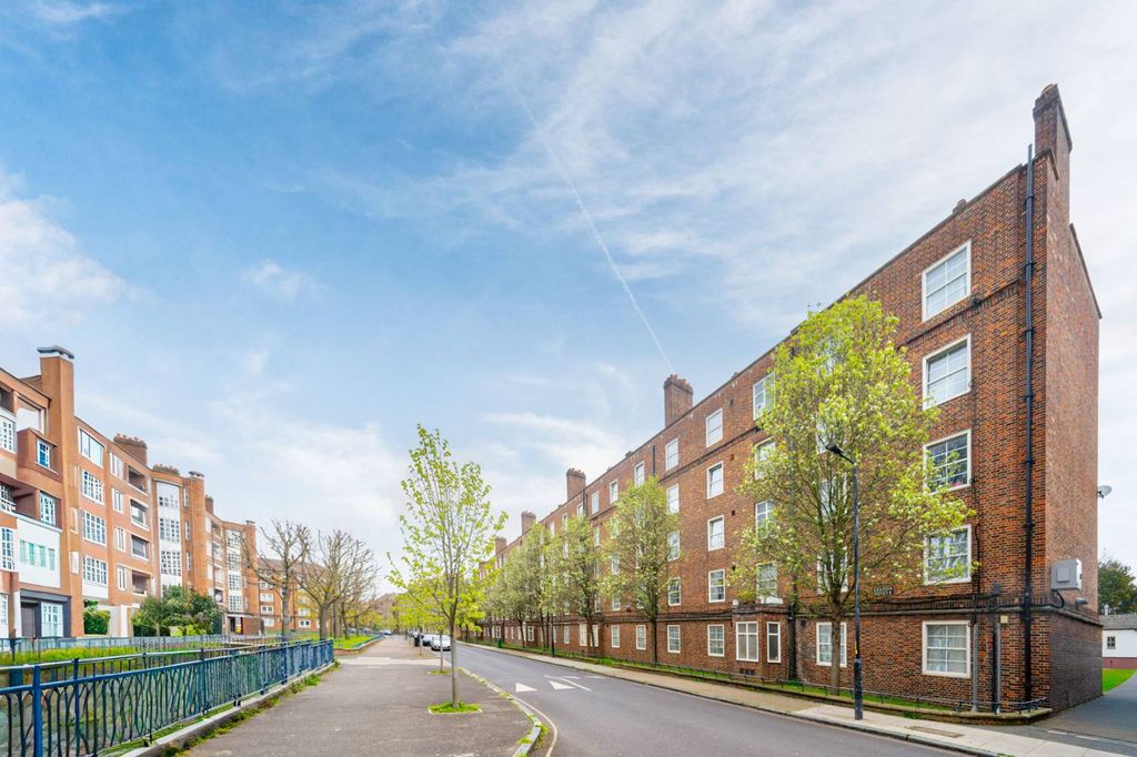 Property photo 3 of 15