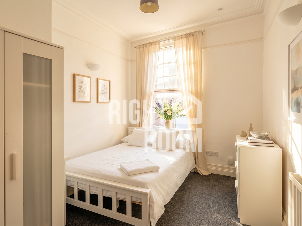 Additional image 18 of 6 bed flat to rent6 Bed Flat, Edinburgh Road, Portsmouth PO1