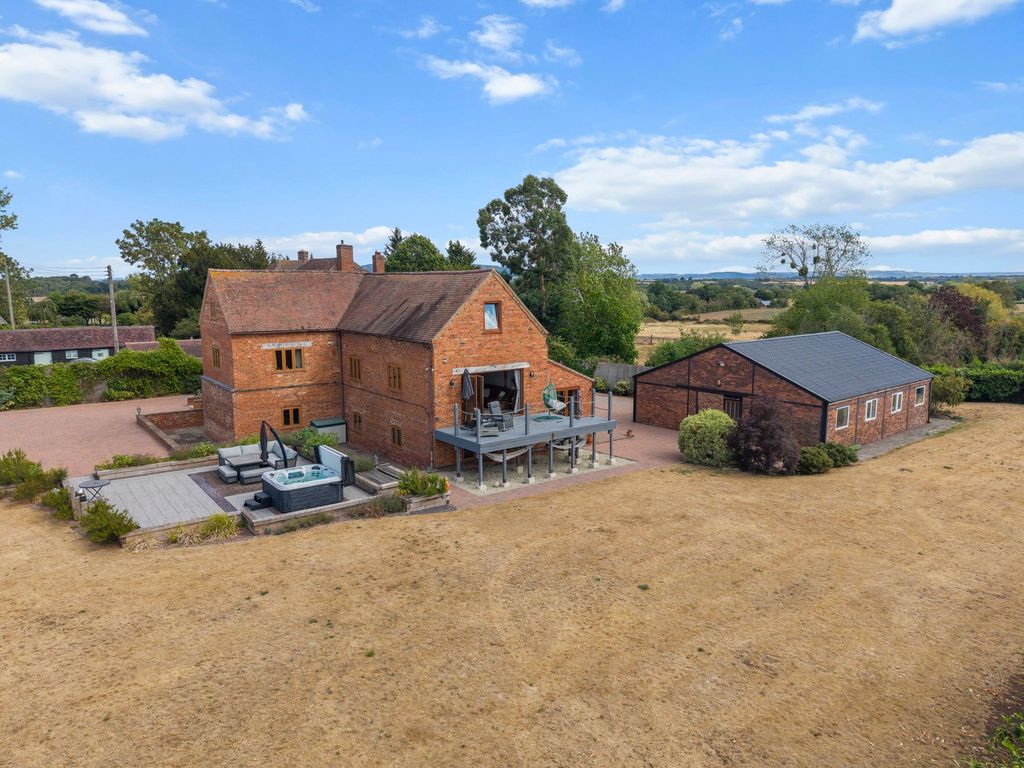 Property photo 1 of 60
