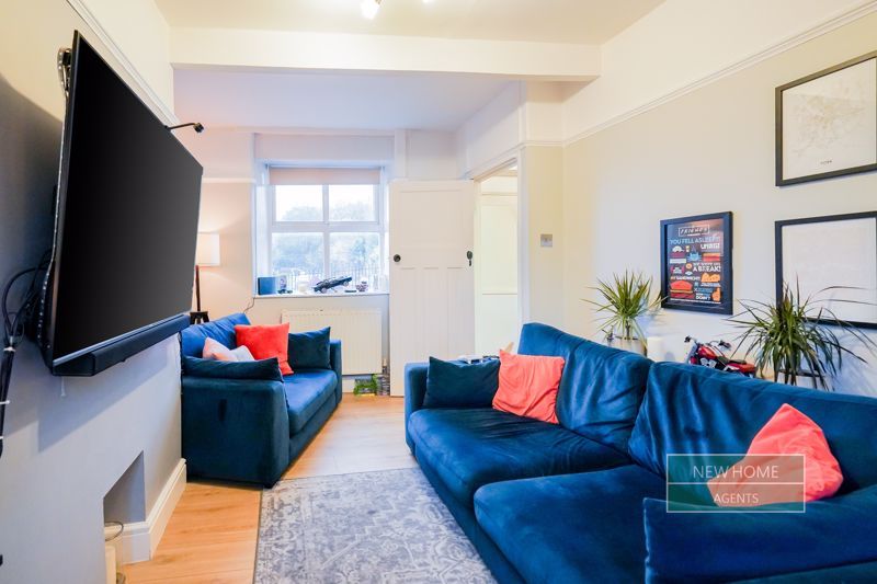 Property photo 3 of 14 Photo 2