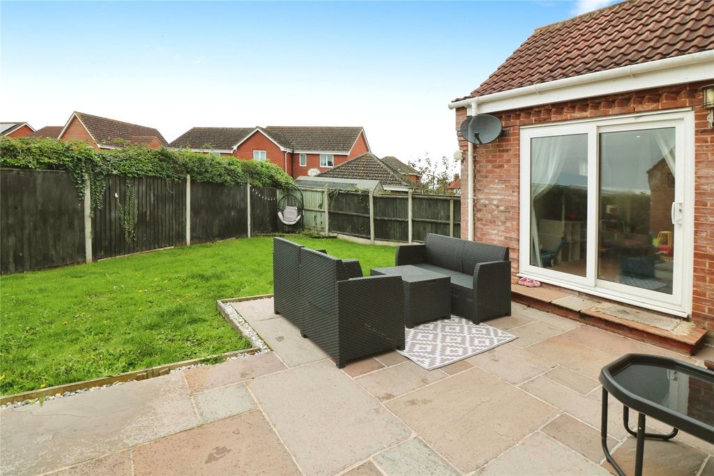 Property photo 3 of 27 Picture No. 05