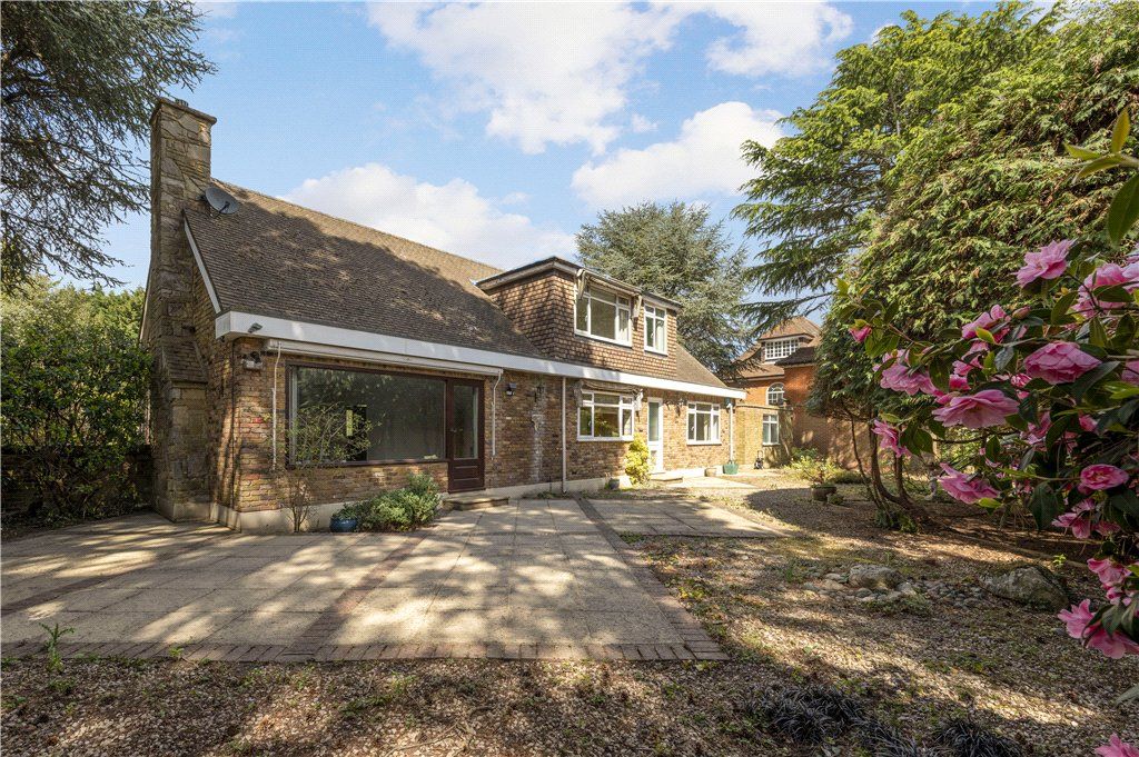 Property photo 2 of 8 Picture No. 28