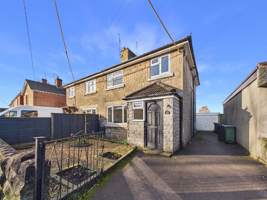 Property photo 1 of 10 Front