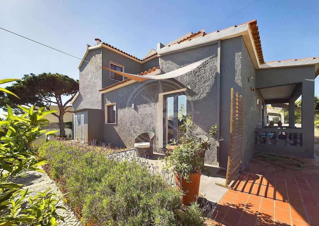 Property photo 3 of 23