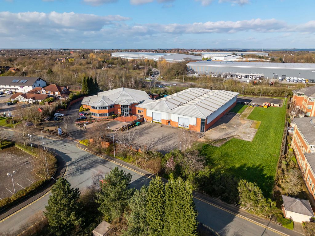 Property photo 1 of 11 Unit 2 Centurion Way - Tamworth 012.Jpg