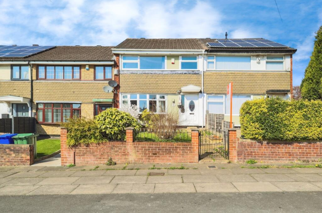 Property photo 1 of 11