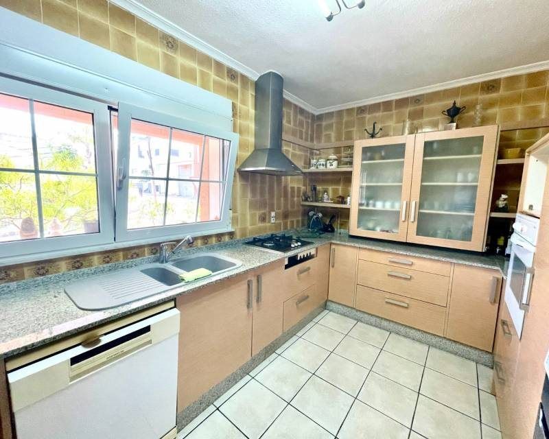 Property photo 3 of 40