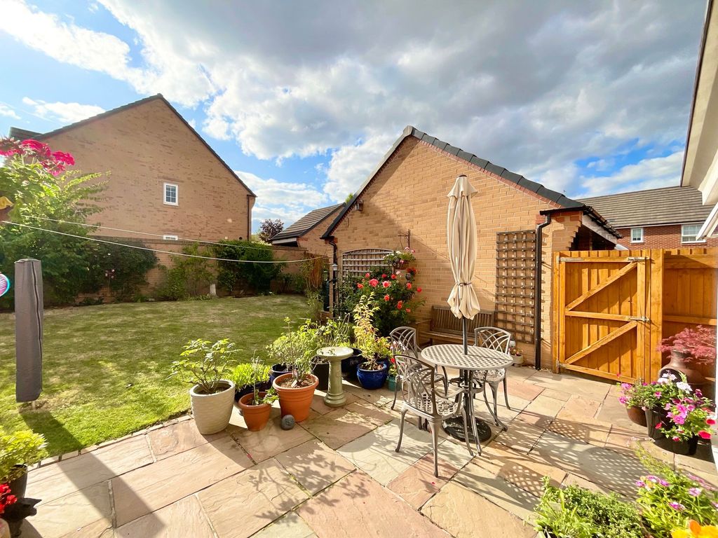 Property photo 2 of 6