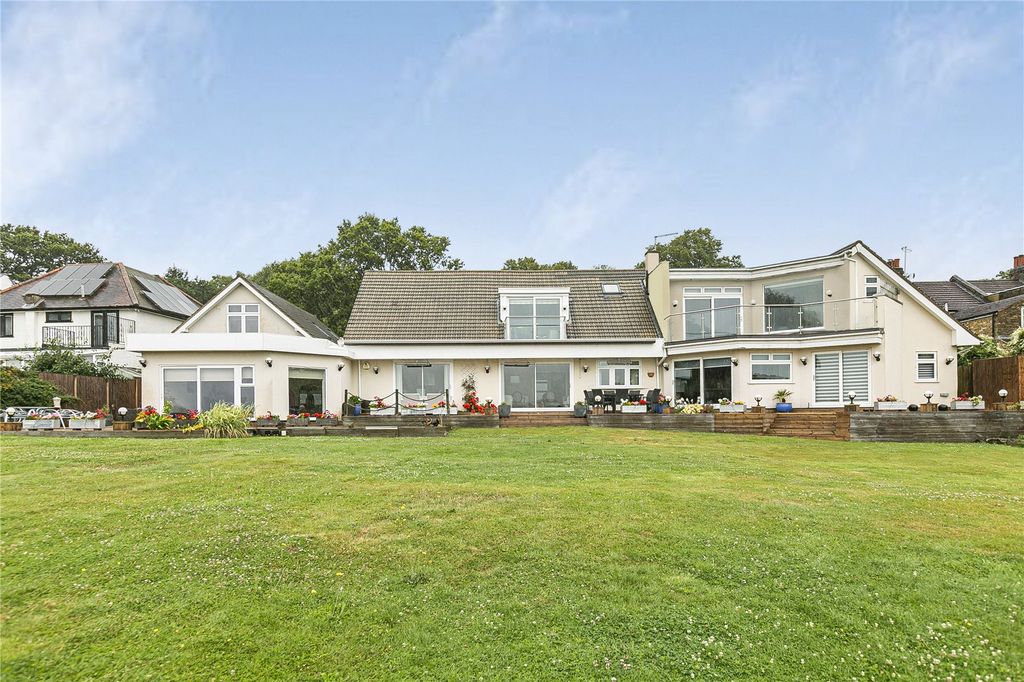 Property photo 2 of 44 Picture No. 91